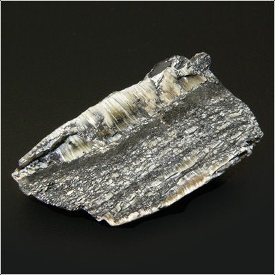 фотография минерала Гюмбелит