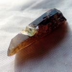 Кристалл дымчатого кварца с бериллом