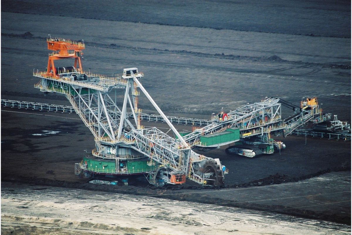 Китай в мае нарастил добычу угля 